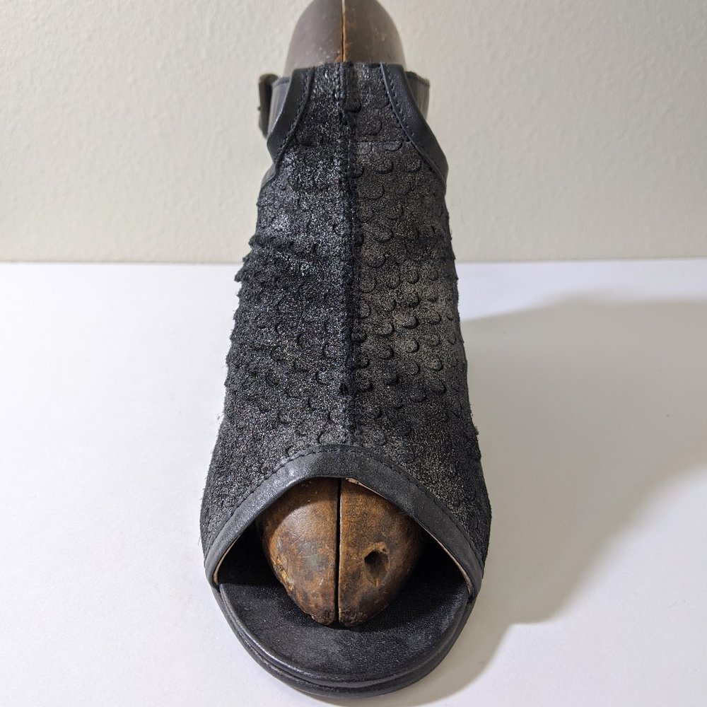 Coque Terra Open Toe Wedge Heels